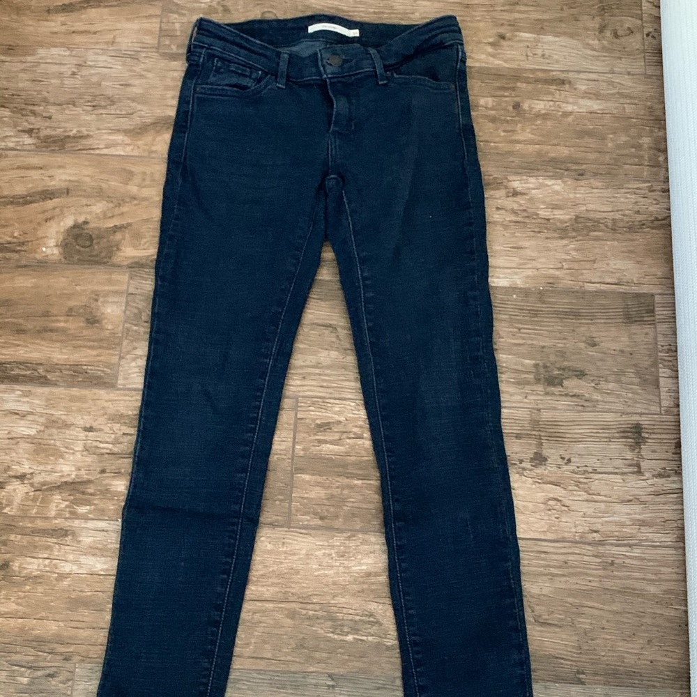 Low-waisted Levi’s Skinny Jeans